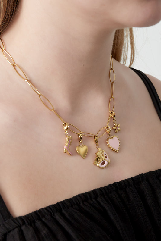 Halsband med rosa hjärta och väskberlock