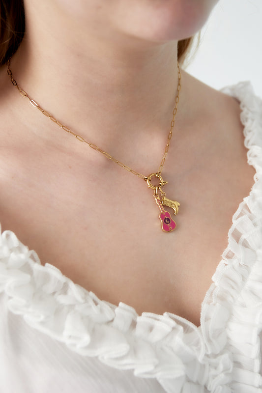 Halsband med berlocker i västerländsk stil