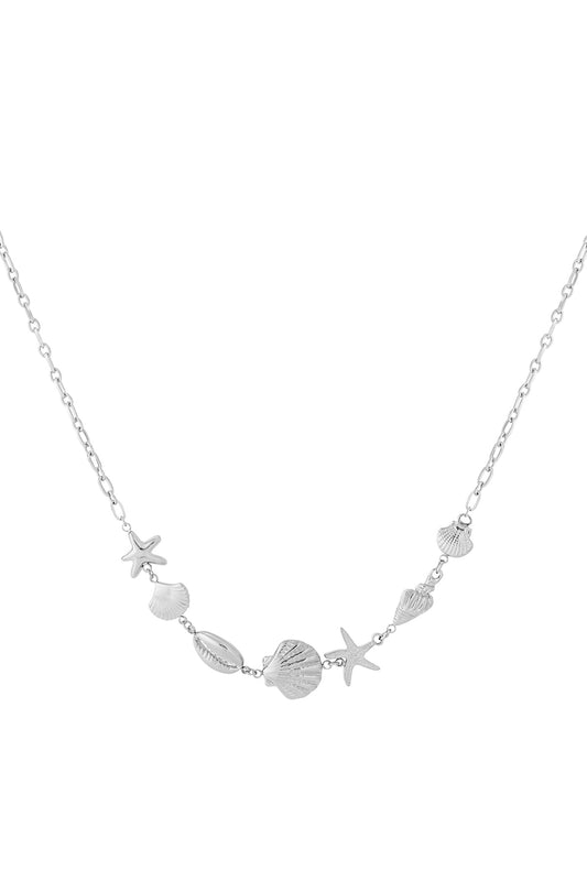 Halsband med strandberlocker