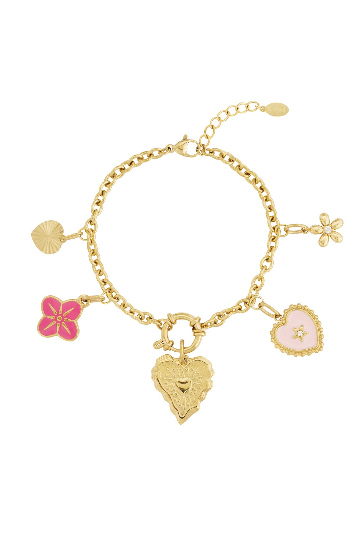 Guldfärgat berlockarmband med rosa och hjärtdetaljer